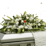 Arreglo Fúnebre Cubre Caja Celestial