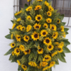 Arreglo fúnebre con pedestal y girasoles